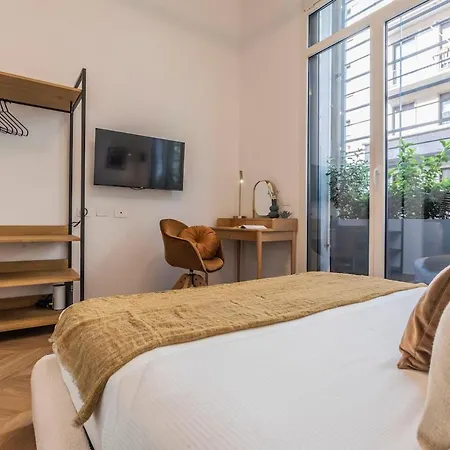 Daire Broggi In Corso Buenos Aires *