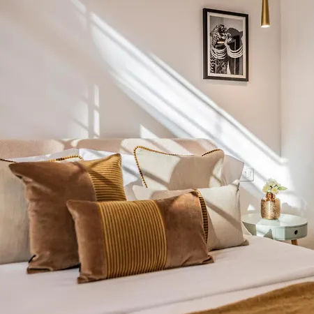 Apartment Broggi In Corso Buenos Aires *
